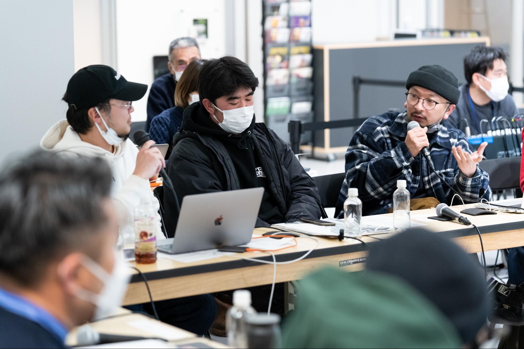 Art Incubation: rode work ver. under city (SIDE CORE)